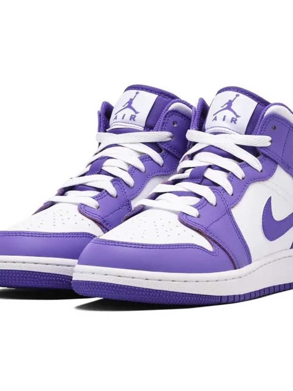 Nike Kids High-Top Sneakers in Purple and White